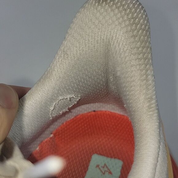 Hoke One One Mach 4 Men's Running Shoes - Picture 14 of 16